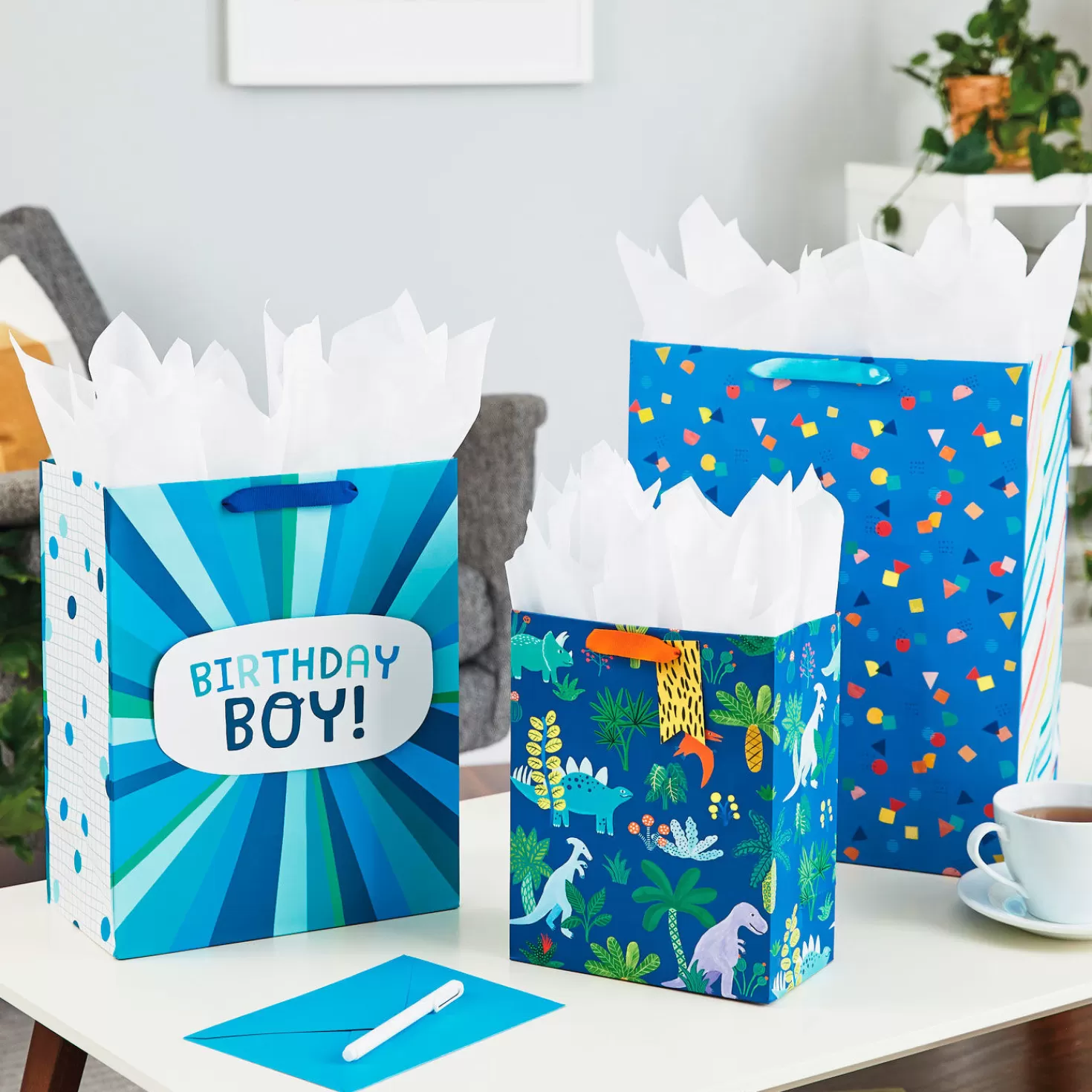 Birthday>Hallmark 13" Birthday Boy Blue Stripes Large Gift Bag
