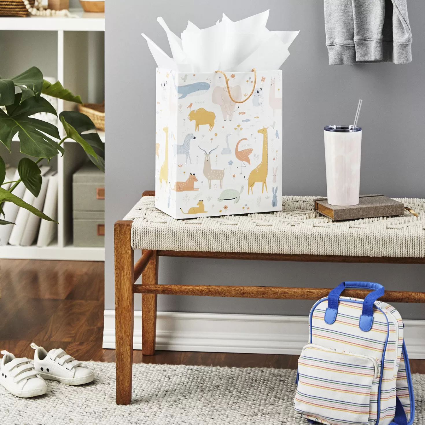 Baby>Hallmark 13" Pastel Animals On White Large Gift Bag