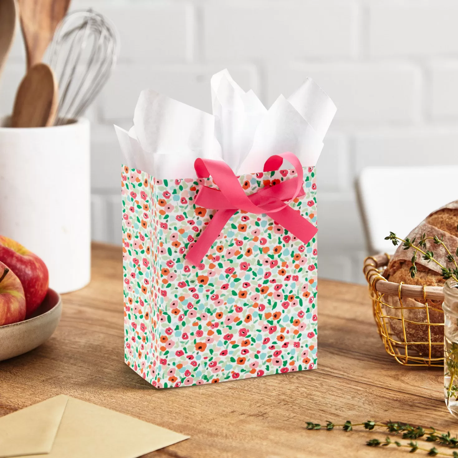 Birthday>Hallmark 6.5" Bright Floral Small Gift Bag