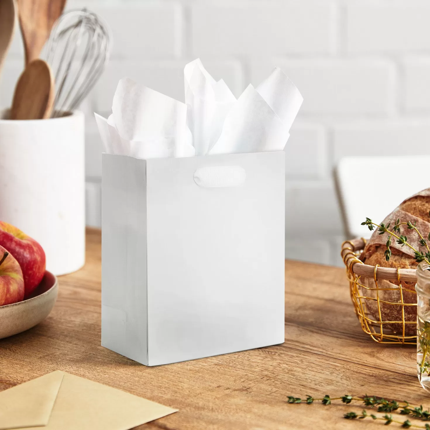 Birthday>Hallmark 6.5" White Small Gift Bag