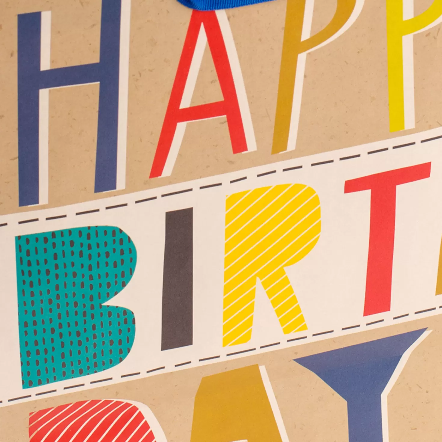 Birthday>Hallmark Bold Birthday 3-Pack Assorted Gift Bags With Tissue