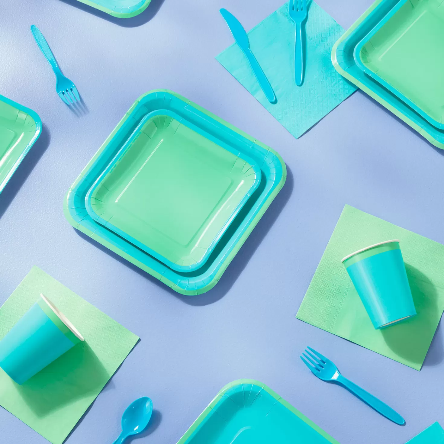 Birthday>Hallmark Color Pop 96-Piece Tableware Basics Party Kit, Sea Green And Aqua