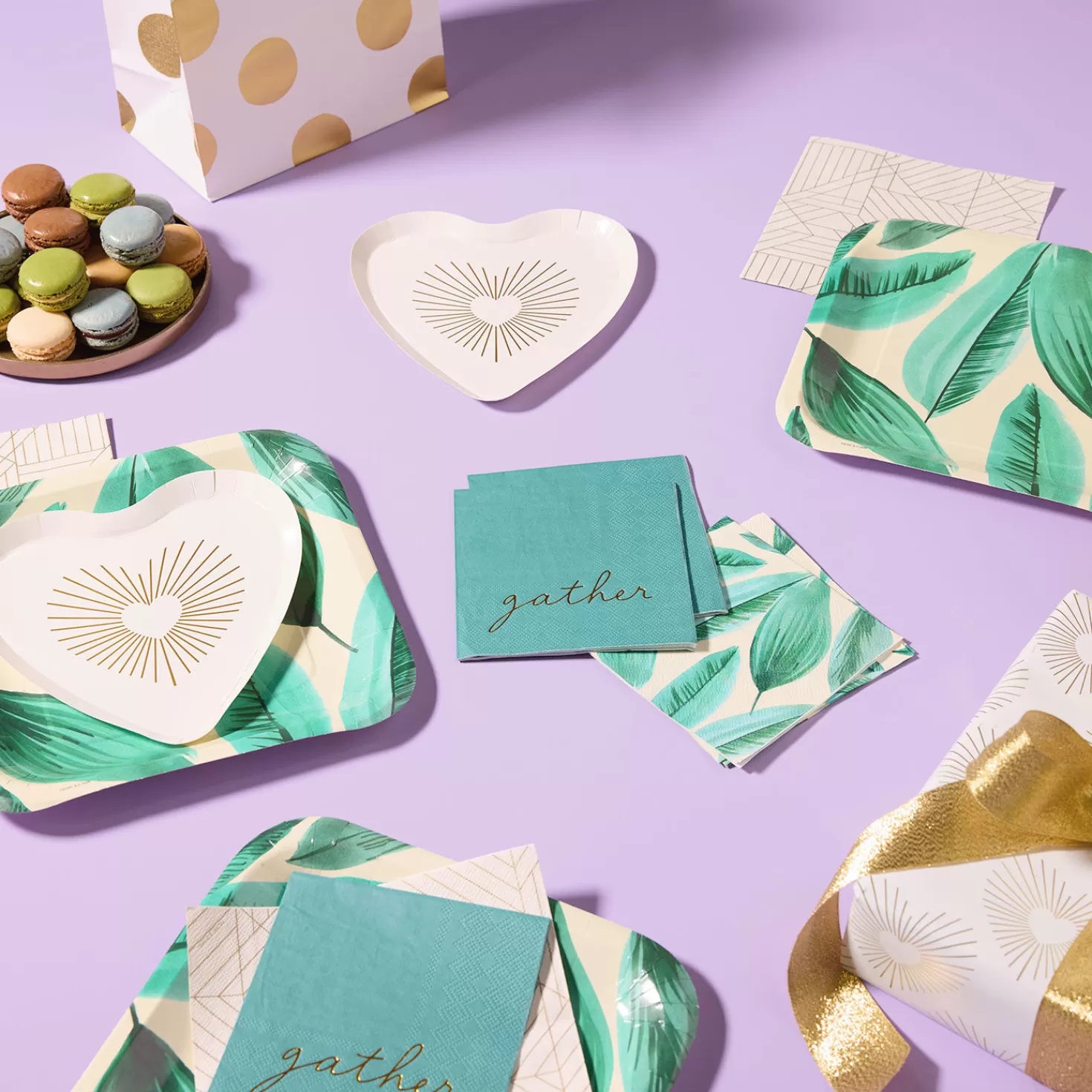 Birthday>Hallmark Glam Gathering Party Essentials Set