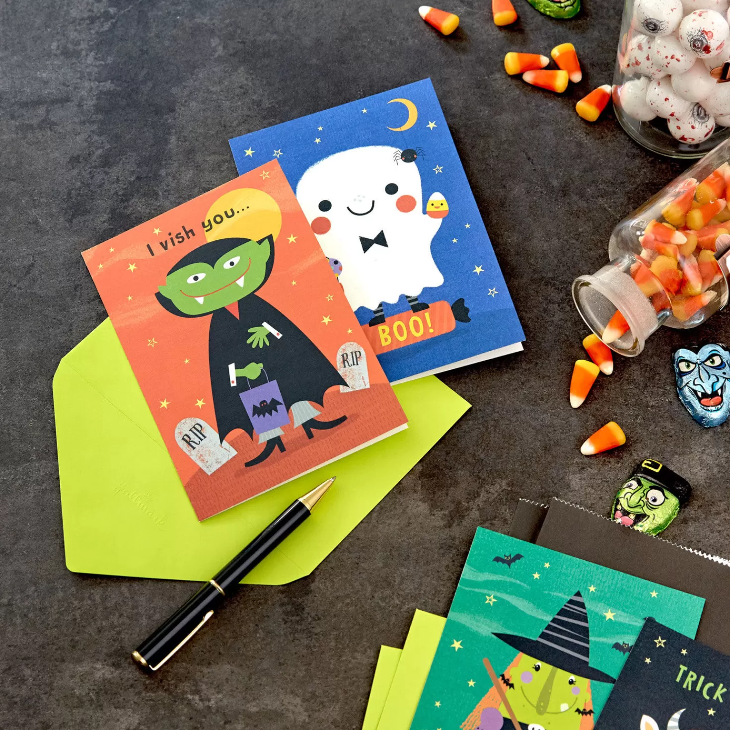 Halloween (10/31)>Hallmark Glow In The Dark Boxed Halloween Cards Assortment, Pack Of 16