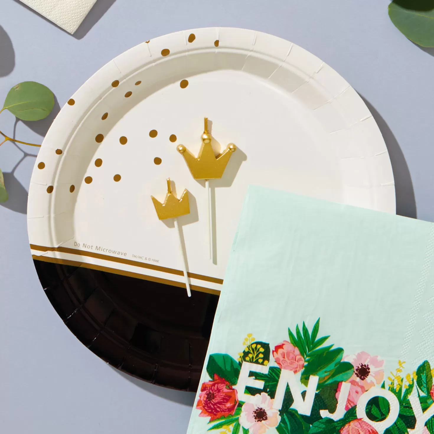 Birthday>Hallmark Gold Crown Birthday Candles, Set Of 6