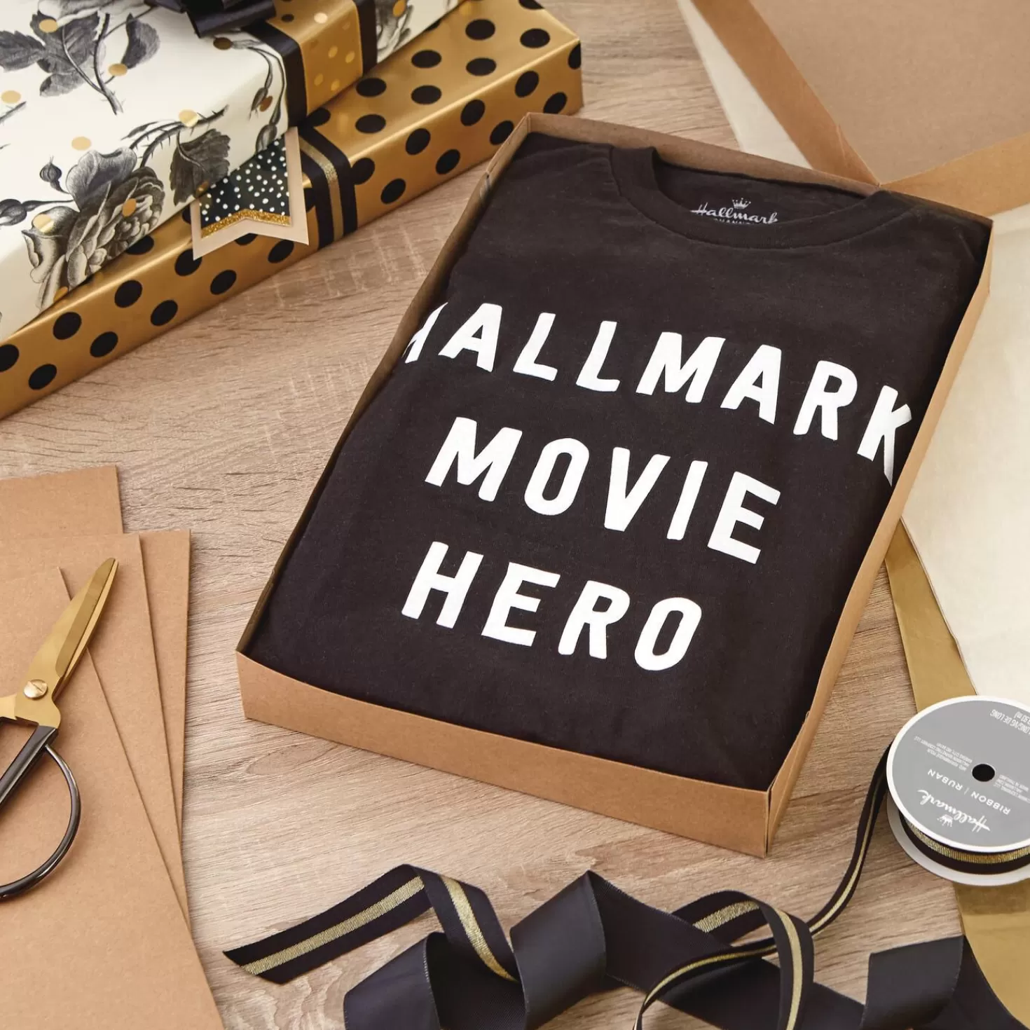 Halloween (10/31)>Hallmark Kraft Paper 5-Pack Shirt Boxes